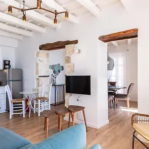 Anne Apartment, At The Venetian Port Of Rethimno! Apartment
